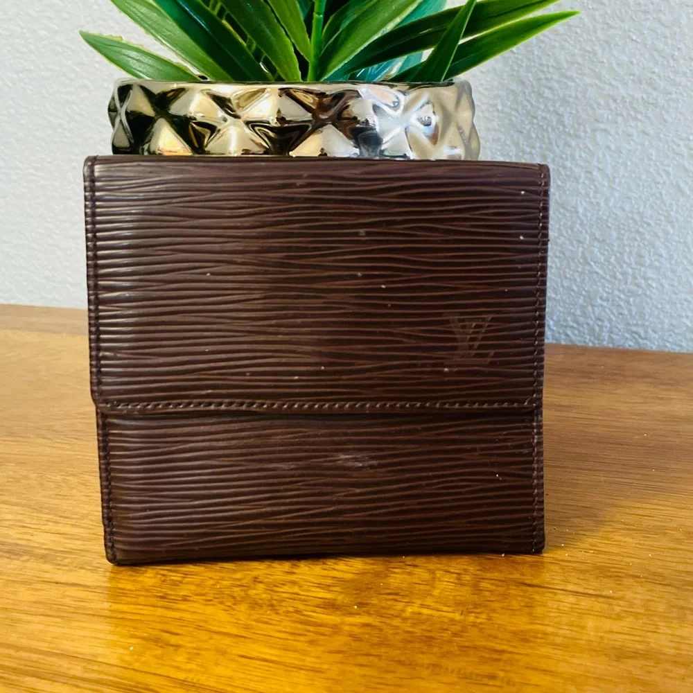 LOUIS VUITTON Elise Epi Leather Brown Compact Wallet 💯 AUTHENTIC - Picture 1 of 15